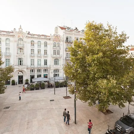 Flh Intendente Industrial Mezzanine With Balcony Apartment Lisbon