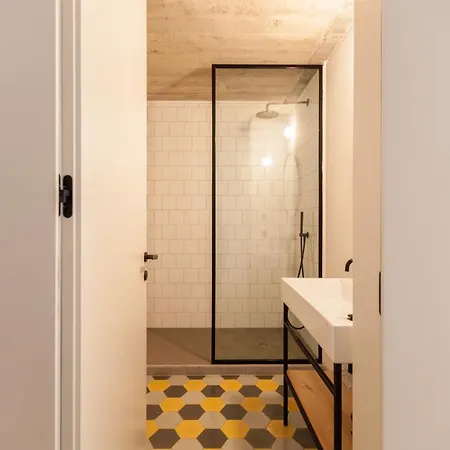 Flh Intendente Industrial Mezzanine With Balcony *